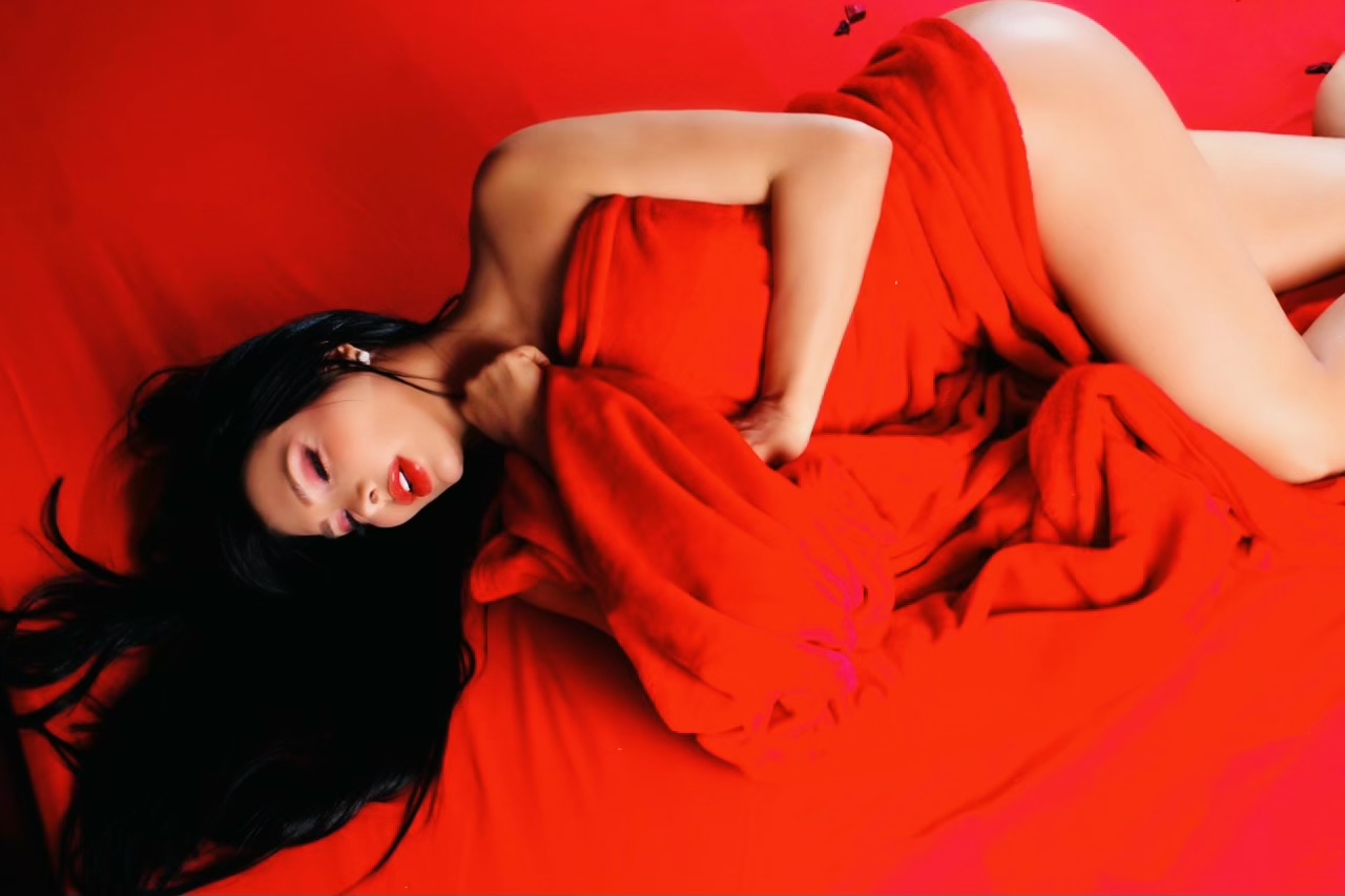 johana-torres-red-008